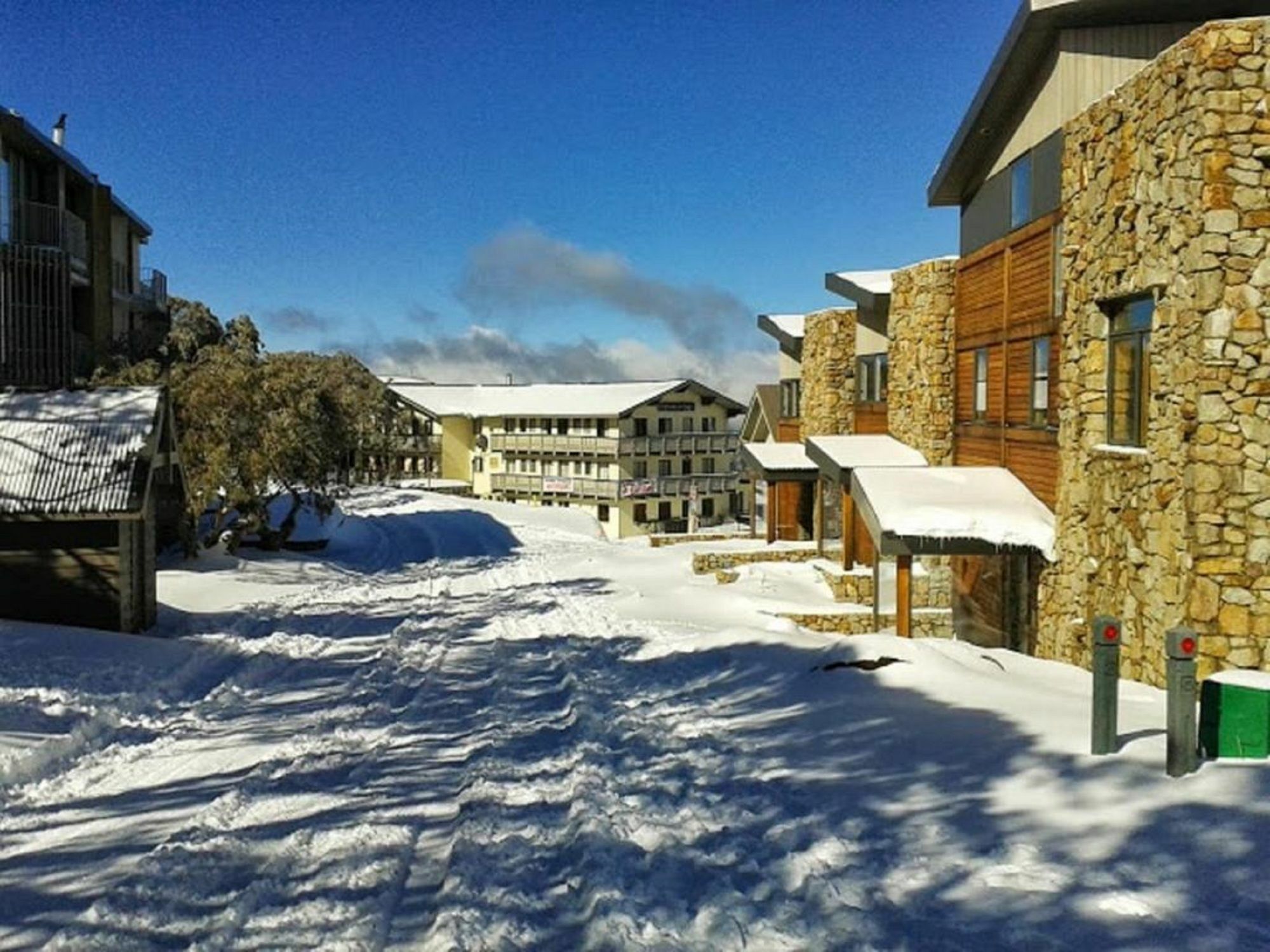 Enzian Hotel Mt Buller Mount Buller Exteriör bild