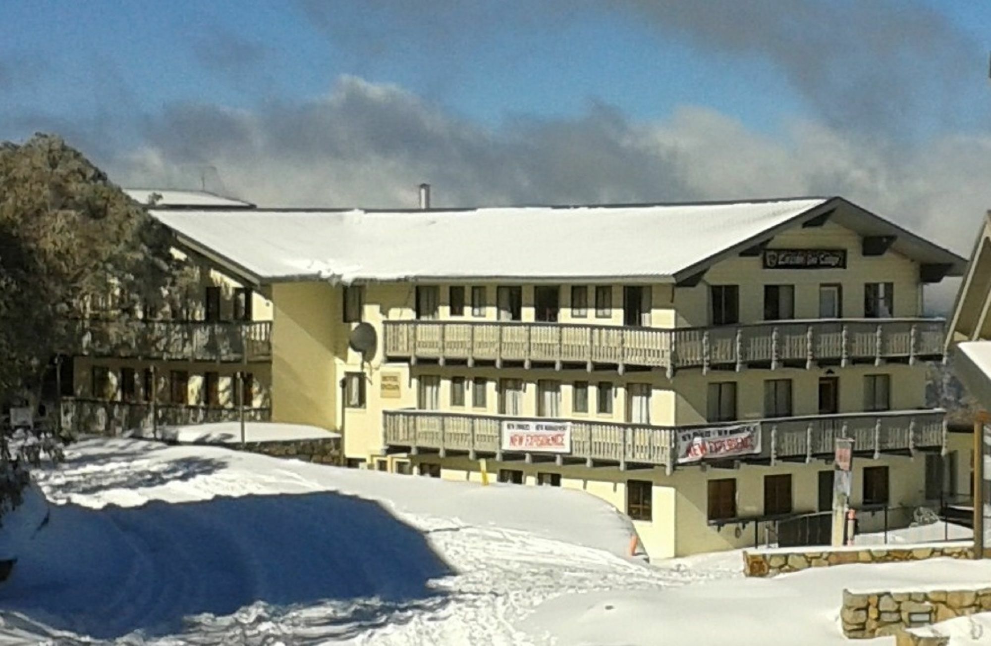 Enzian Hotel Mt Buller Mount Buller Exteriör bild